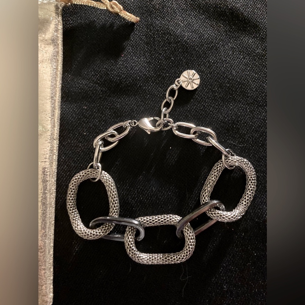 Mary Kay Spark a Chain Reaction Bracelet